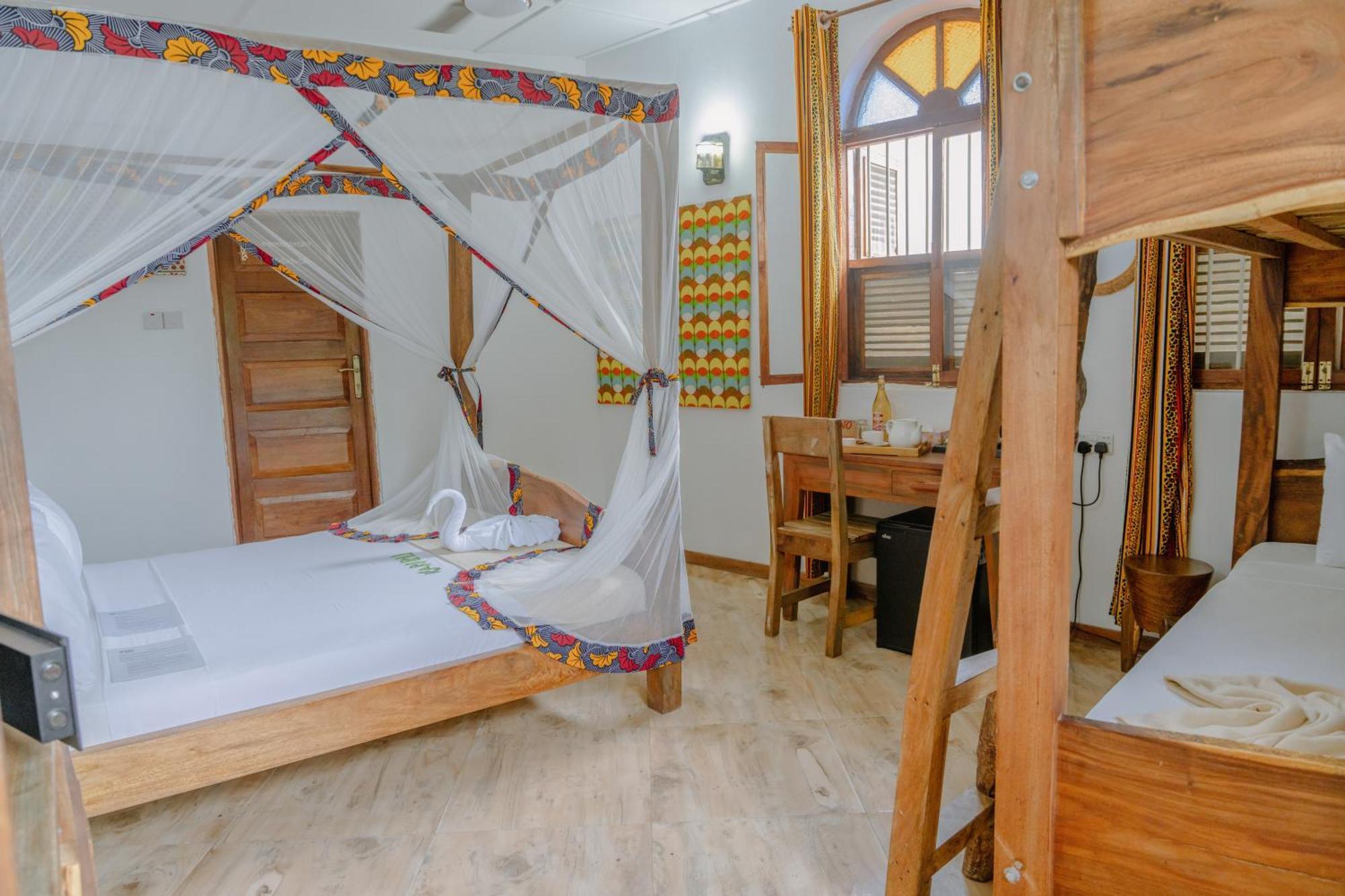 Hotel Shoki Shoki Stone Town 2*